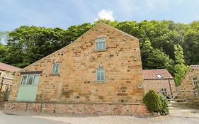 Woodside Barn