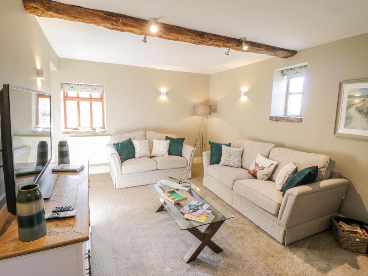 Woodside Barn Villa Thirsk Exterior photo